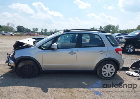 2010 Suzuki Sx4 Technology из США, поврежденный, VIN JS2YB5A33A6300624